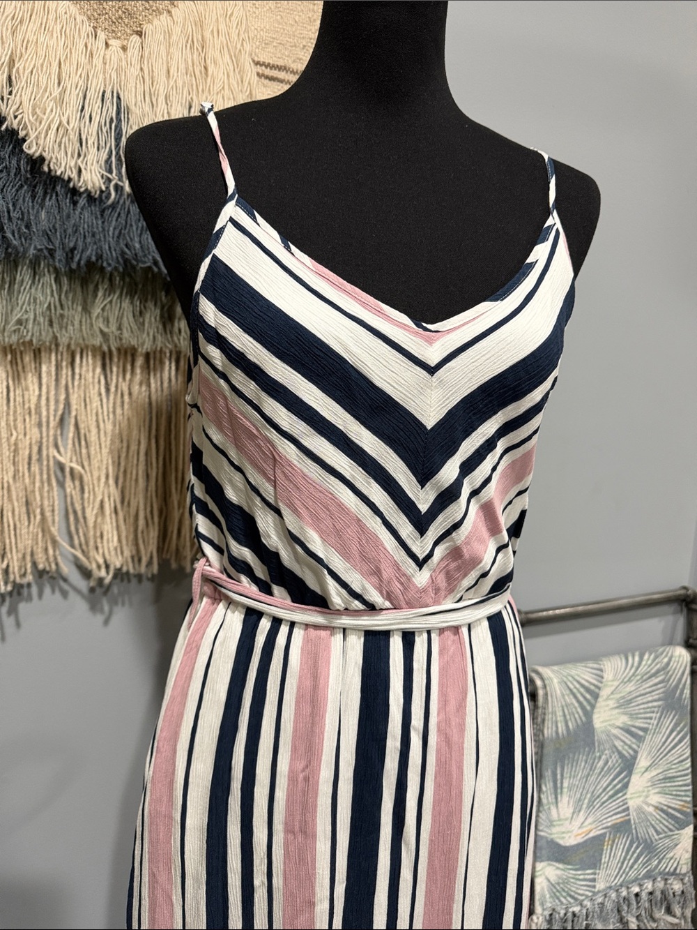 Davi & Dani Striped Boho Maxi Dress Lace Trim Tie Waist Size L - Picture 2 of 9